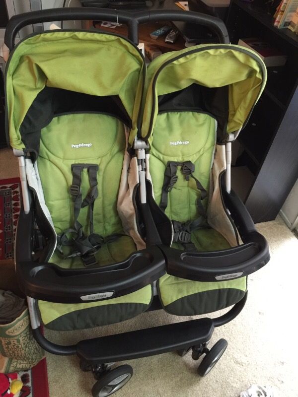 Peg perego aria double store stroller