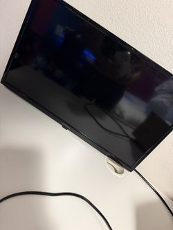 Gaming Monitor - Insignia 24” LED HD TV