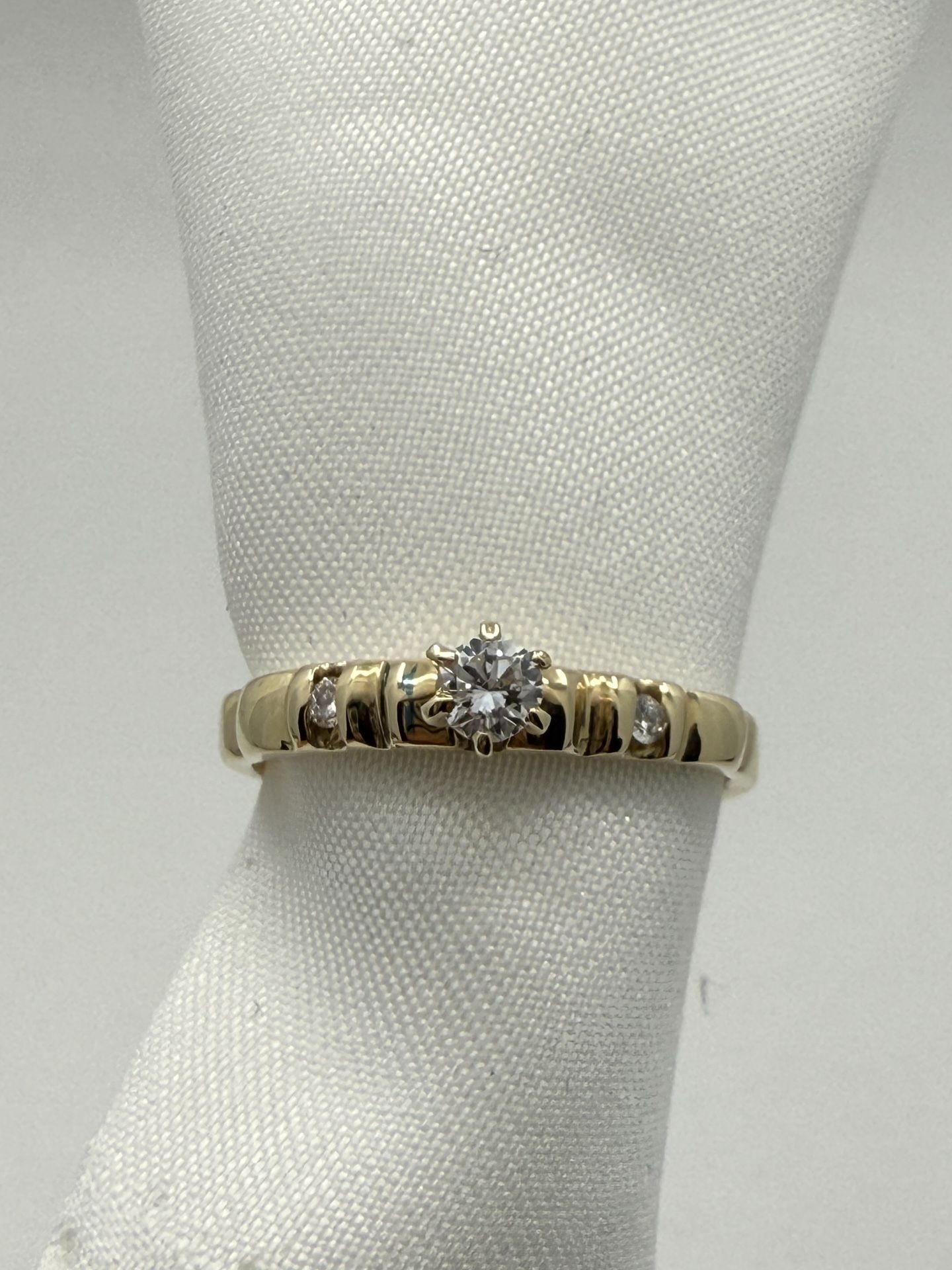 14k Gold Diamond Engagement Ring