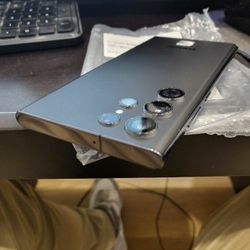 Samsung Galaxy S22 Ultra 