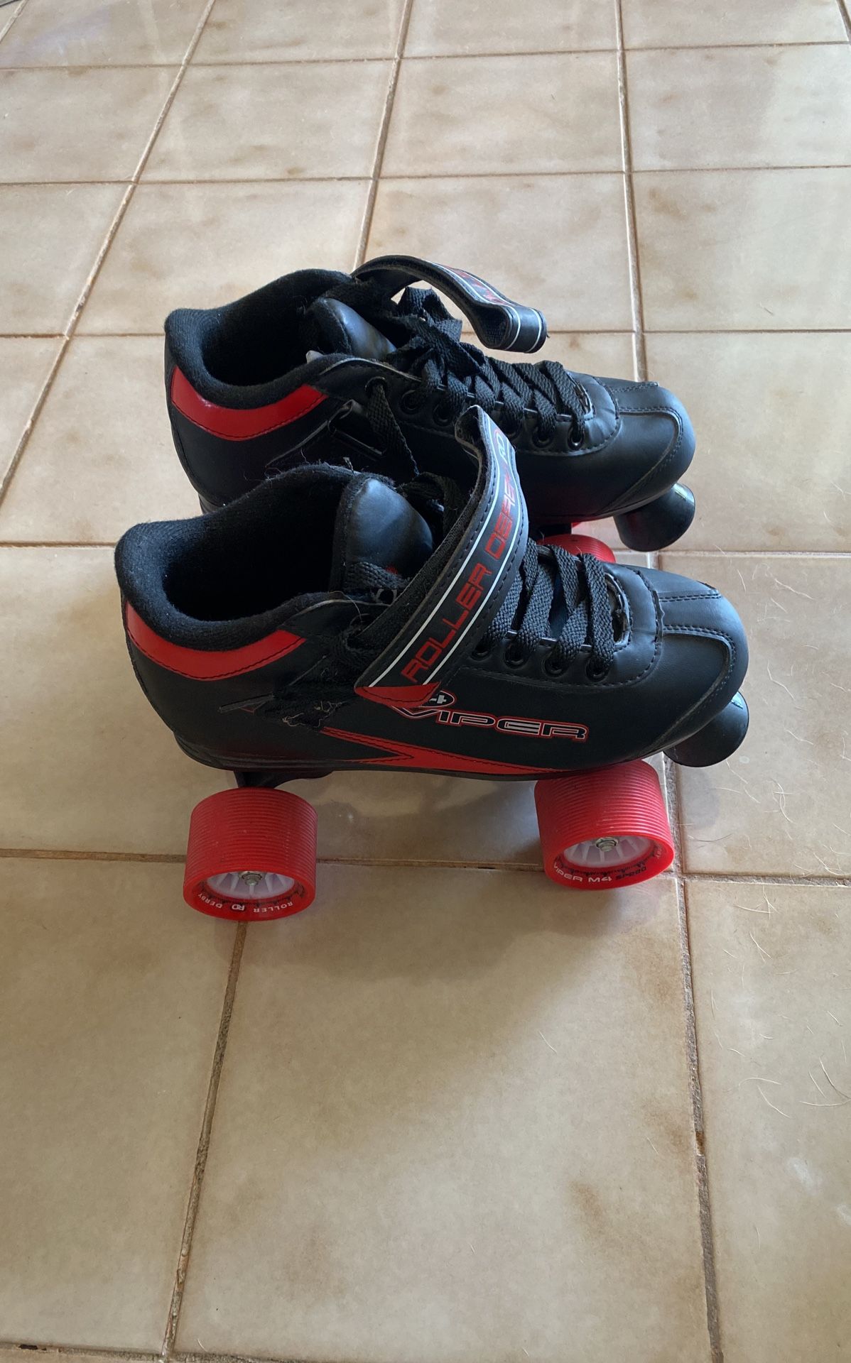 Roller Skates / Patines Tradicionales