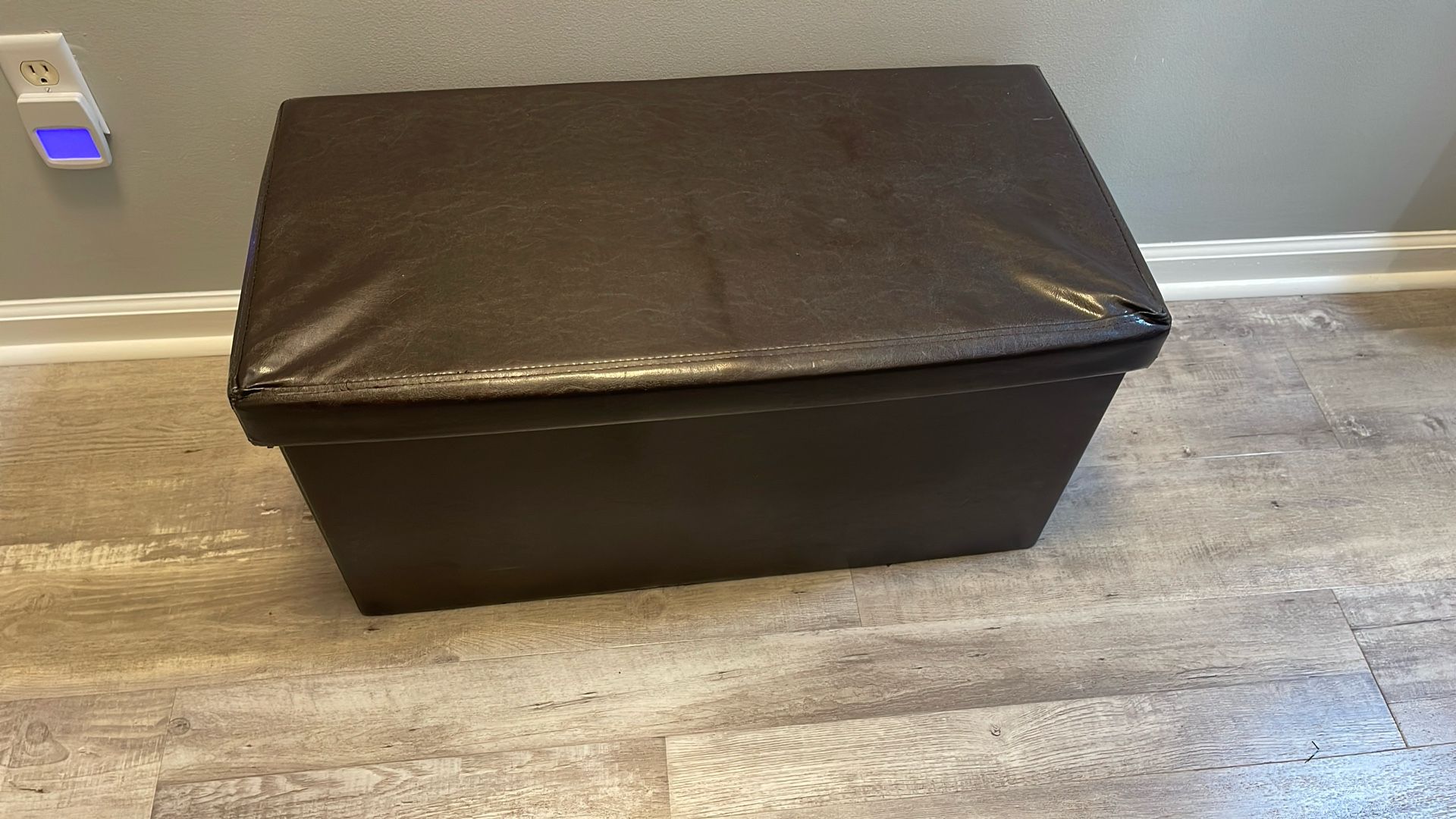 Sturdy Storage Box 30”x15”x15”.   $10