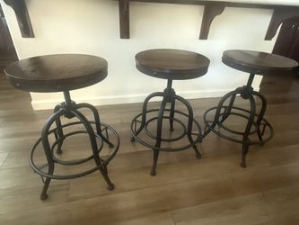 3 Ashley d Backless Counter Height Bar Stool
