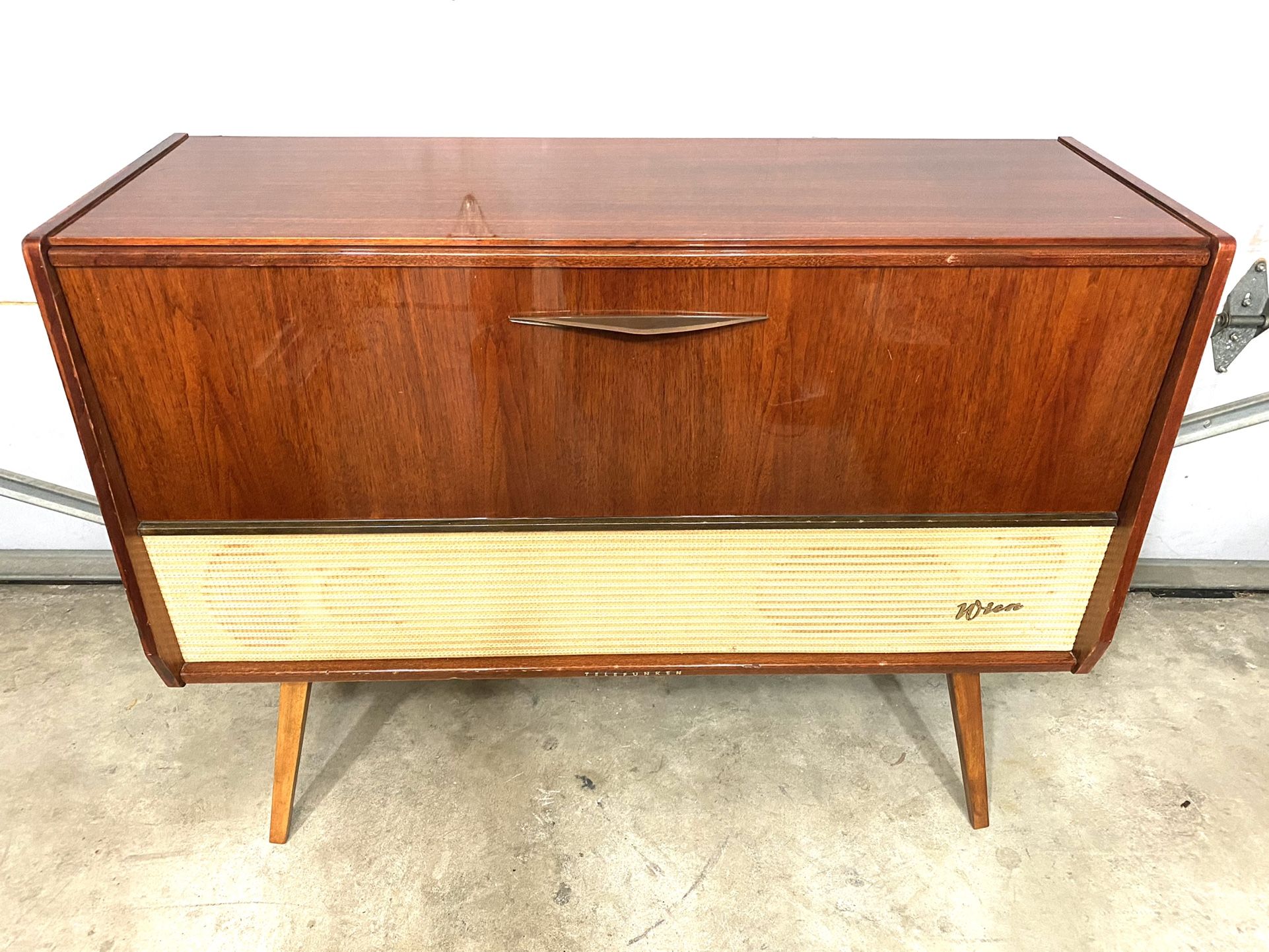 Telefunken Wien 5184 Wk HiFi Tube Stereo Console 