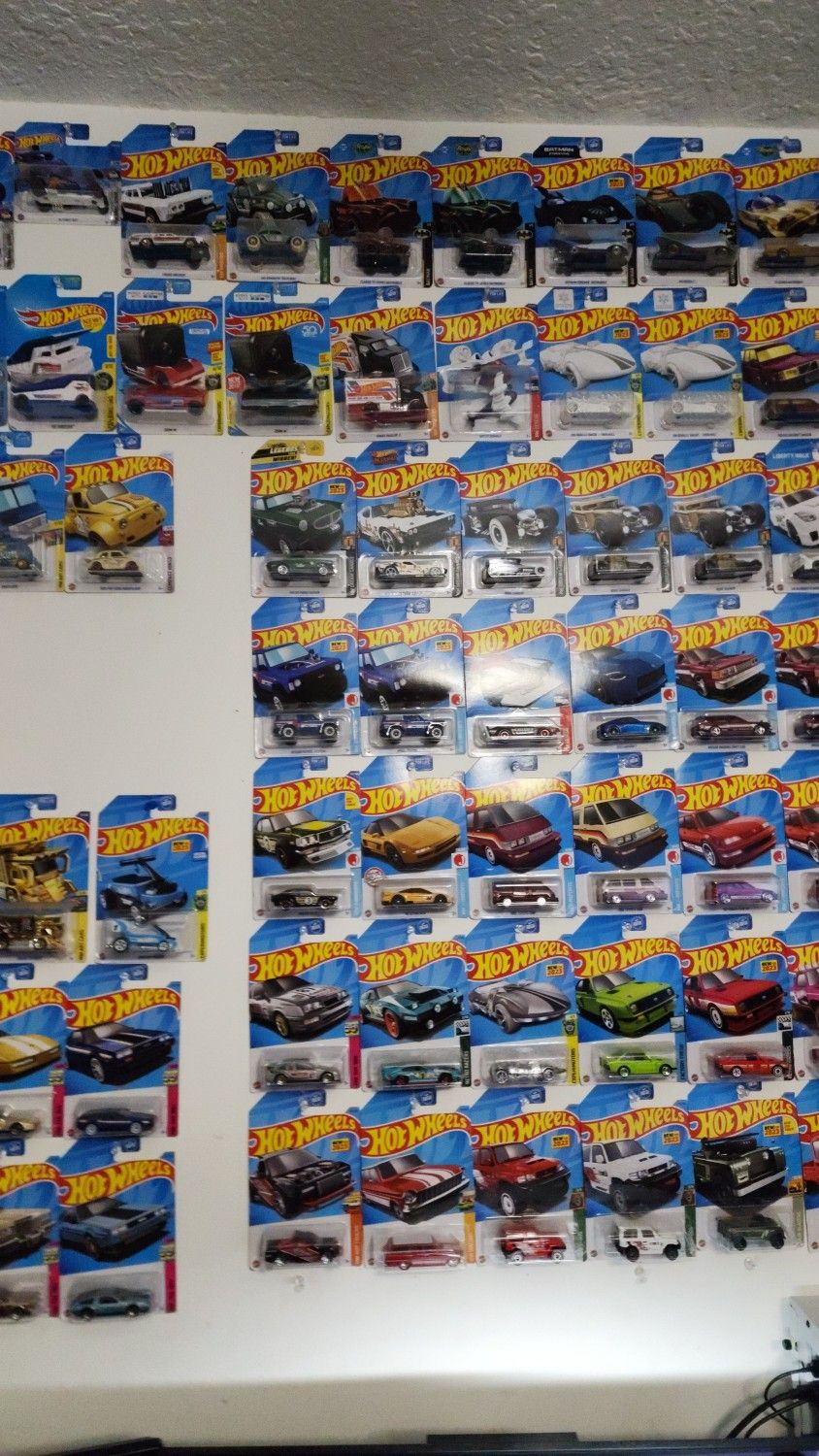 Hot Wheels 100
