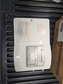 Chronomite SR-15L / 120-1.  Instant water heater(New)