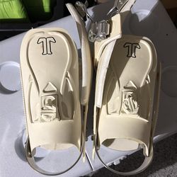 Snowboard bindings