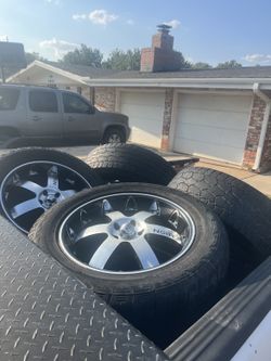 20" NOIR Vendetta Wheels w/ Hankook 275/55R20 Tires – 5x114.3