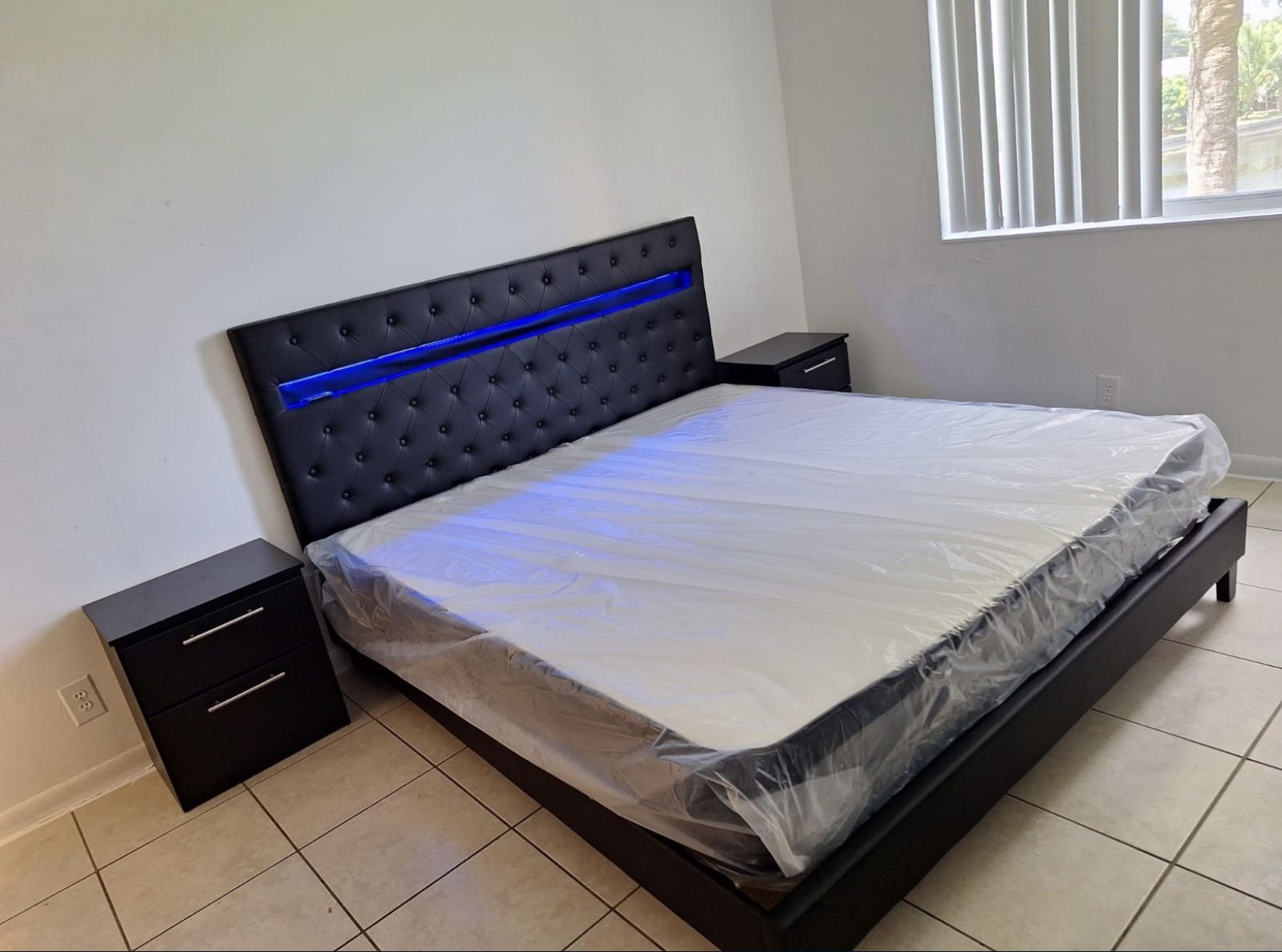 Bedroom Set - Juego De Cuarto