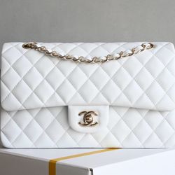Delicate sheepskin, extremely delicate〰️ It needs to be taken care of! Good texture is worth cherishing. ”One Chanel cf in a lifetime is enough“ The b