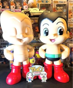 Astro Boy Large Vinyl Figure Set of 2