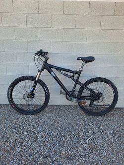 JAMIS DAKAR 26  INCH FULL SUSPENSION MOUNTAIN BIKE ( CHECK MY OTHER BIKES)