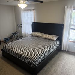 Cali king bed Frame Real Wood 🪵 