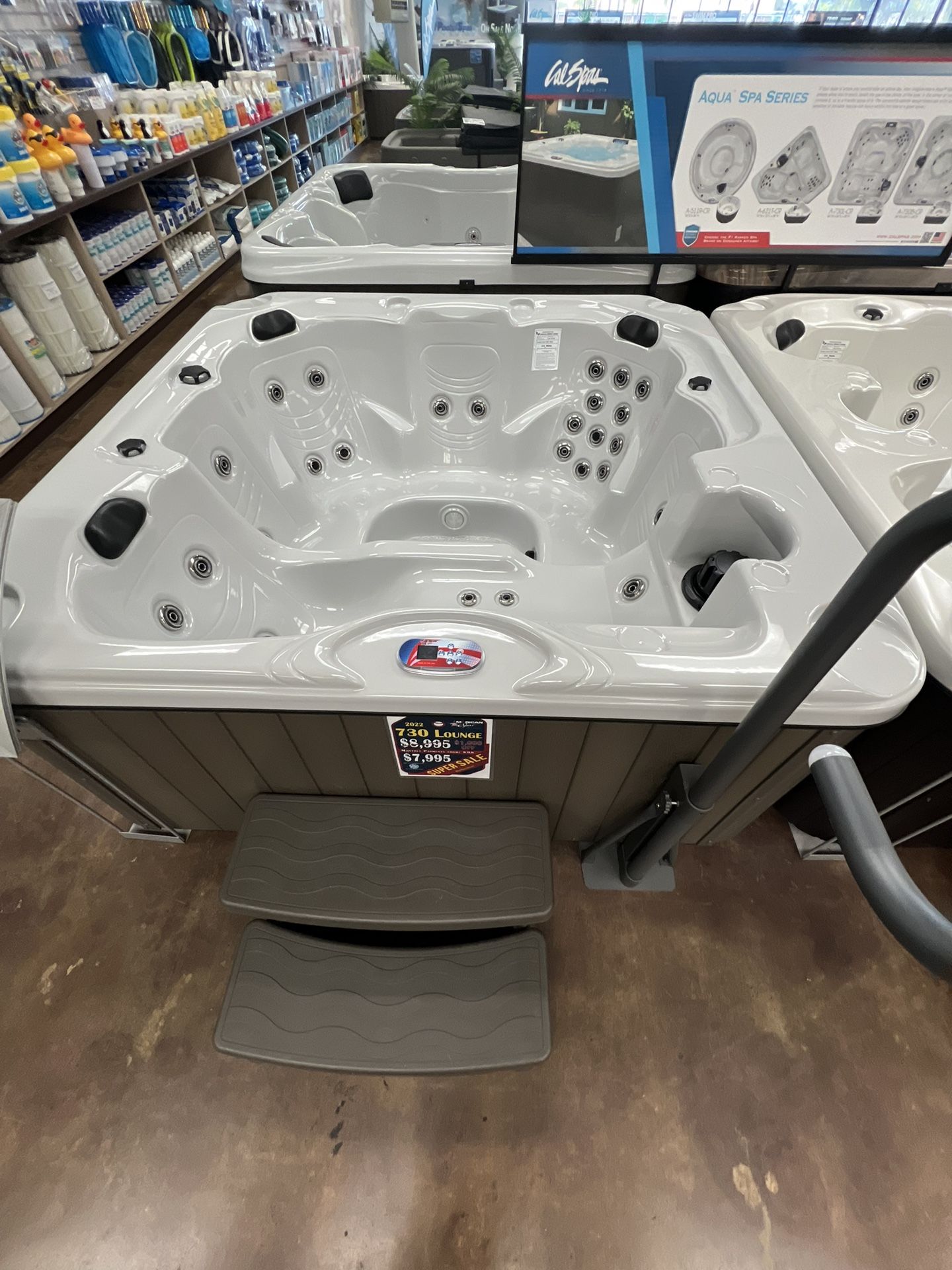 Hot Tub for Sale