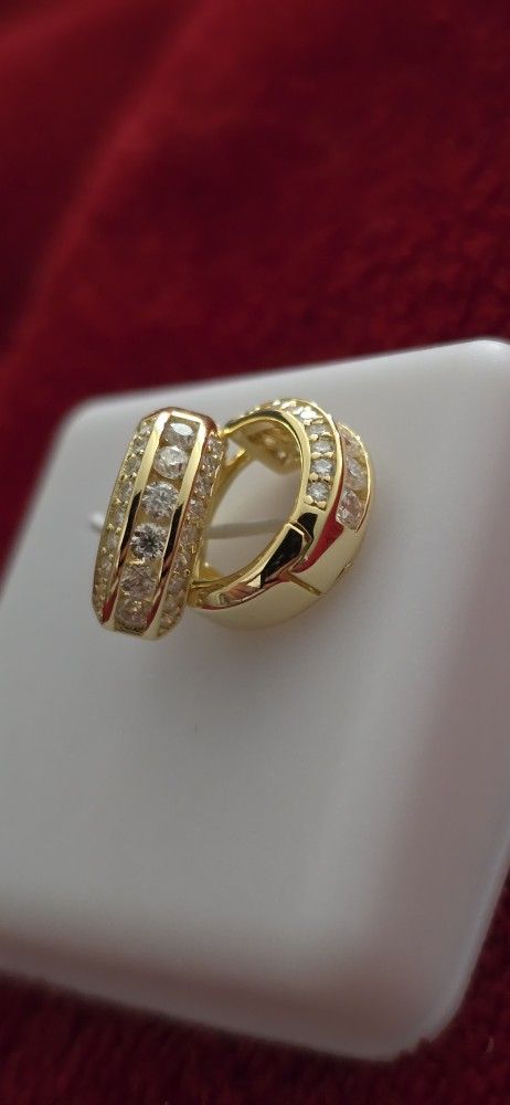 Moissanite Hoop Ear Rings