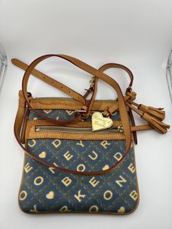 Dooney & Bourke Bag