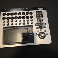 QSC TouchMix-16 compact digital mixer