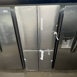 FRIGIDAIRE 4 DOOR REFRIGERATOR 33”