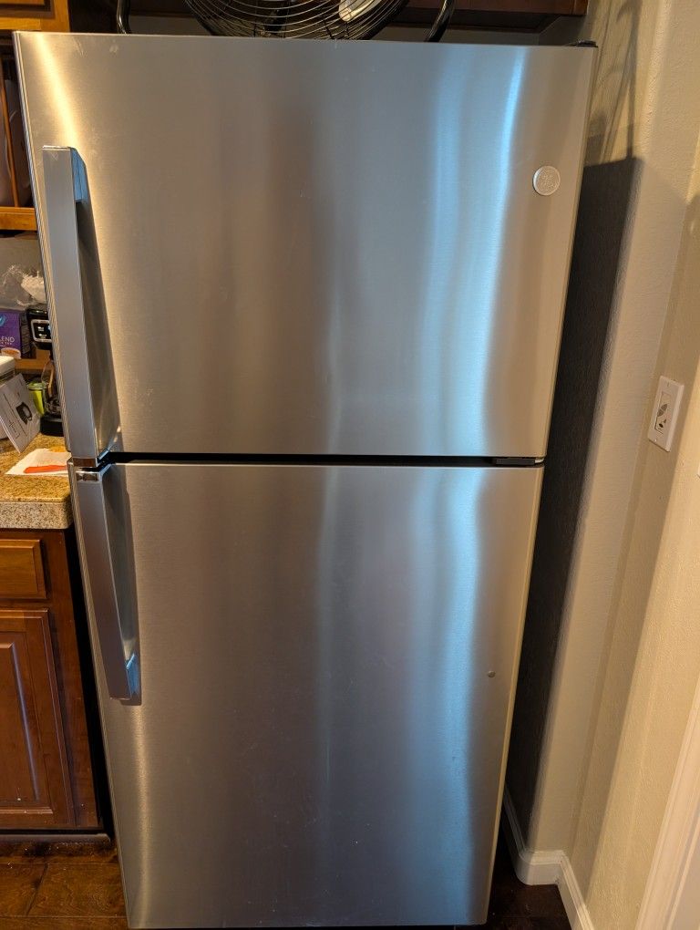 Refrigerator