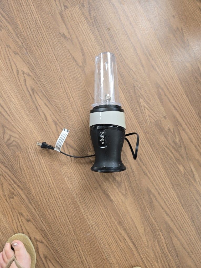 Used Ninja Nutri Blender Plus