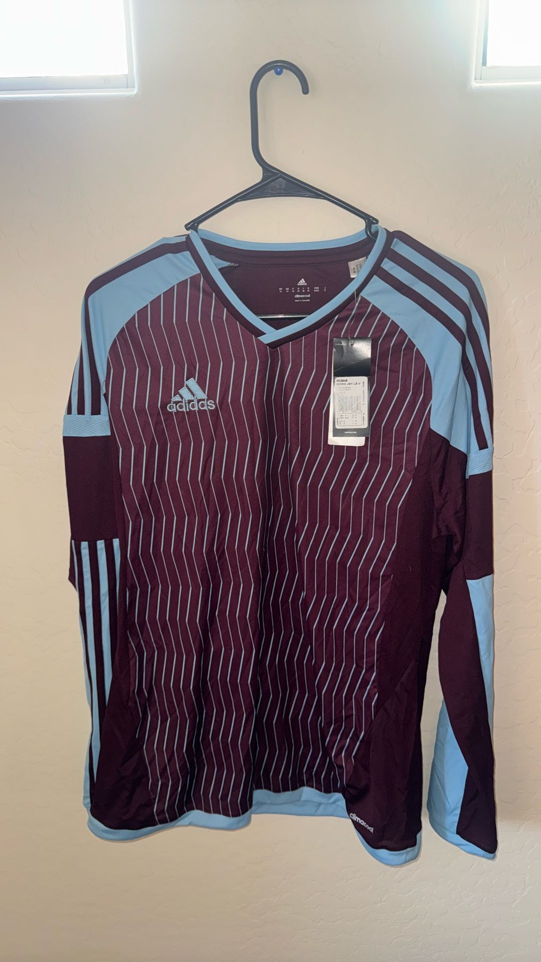 adidas soccer jersey medium size