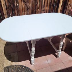 Dining Table With 2 Chairs