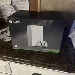 XBOX    Series X   (Brand New/Still Sealed)