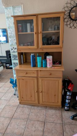 Wood cabinet / kitchen cabinet