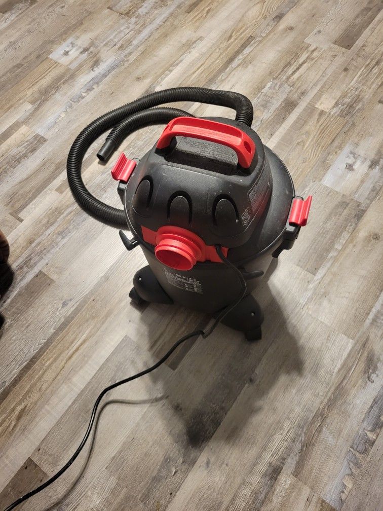 aspiradora de 5 galones  shop Vac   