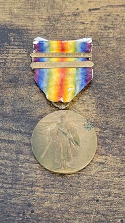 United States World War II Victory Medal with 2 bars.