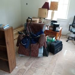 Free Stuff Just Come Pick It Up 
