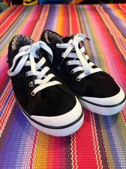 Teva Freewheel women's low-top sneakers size 8