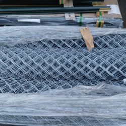 I Got Rolls Of Chain Link Fence Make An Offer