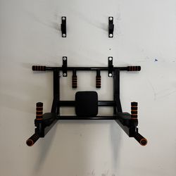 Wall Mounted Pull-up, Dip, And Knee Raises Station
