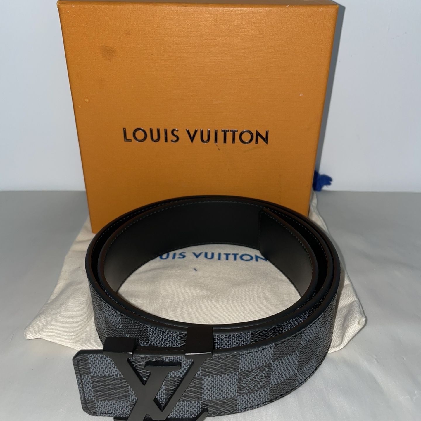 Louis Vuitton Black Square Buckle Belt - Size 100 ○ Labellov ○ Buy and Sell  Authentic Luxury
