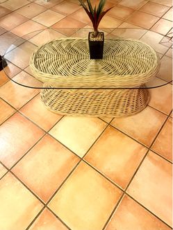 Oval Wicker Rattan Coffee Table with Glass Top 48”x24”x17”
