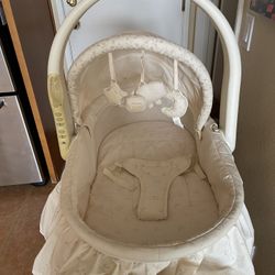 Musical Bassinet 