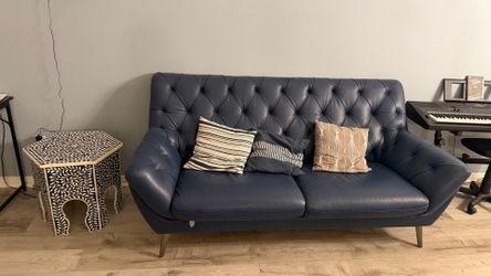 Bed/ sofa /table/