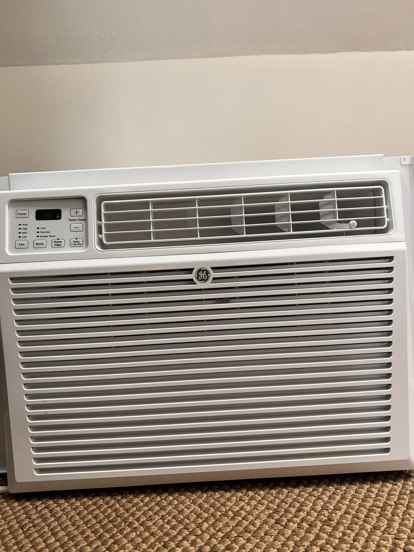 GE ENERGY STAR 115 VOLT ELECTRONIC ROOM AIR CONDITIONER for Sale in