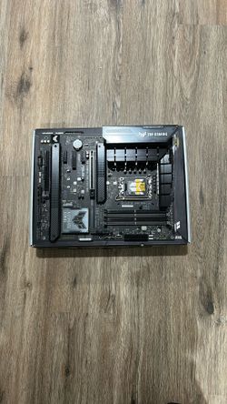 USED! ASUS TUF Gaming Z790-Plus Wifi Motherboard