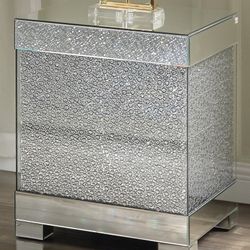 GLAM MIRROR FAUX ROUND CRYSTALS END SIDE ACCENT TABLE - MESA DE LADO