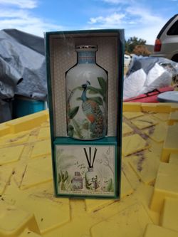 Peacock Reed Diffuser Set with Lavender Scented Oil