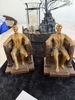 Vintage Jennings Brothers Abraham Lincoln bookends (Model JB 2440)