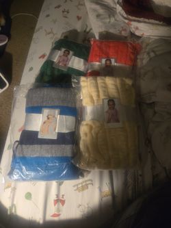 Womens Scarf & Glove Sets