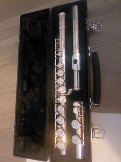 Yamaha YFL225 Sii Silver Plated Student Flute