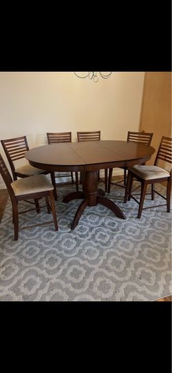 Dining table set