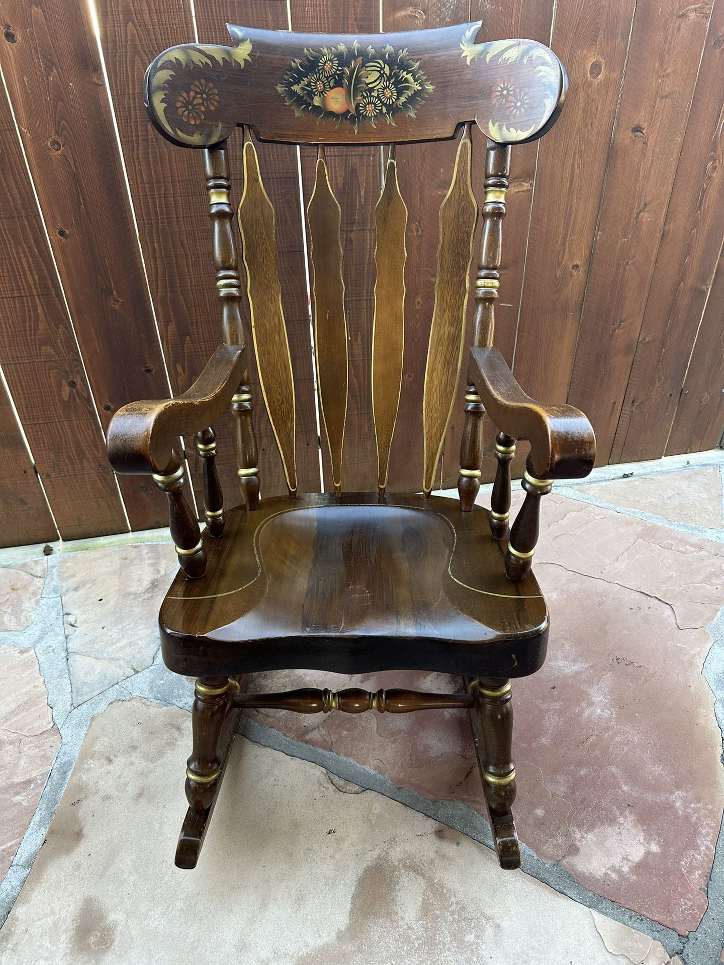 Vintage Rocking Chair 