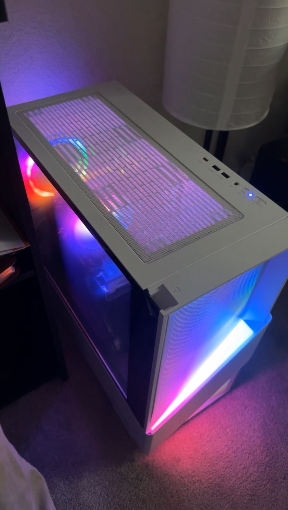 CyberPowerPC - Gaming PC - AMD Ryzen 7 7700