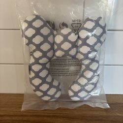 NEW Baby beck support pillows pack of 2