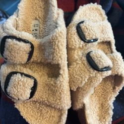 Papillio By Birkenstock Size 37 Shearling Beige  Black Buckle  New